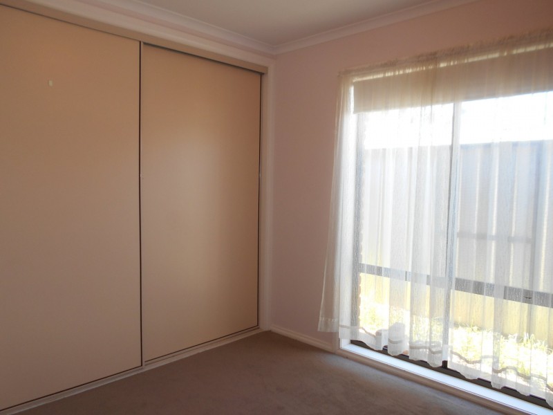 Unit 4/5 Parnee Street, Swan Hill VIC 3585