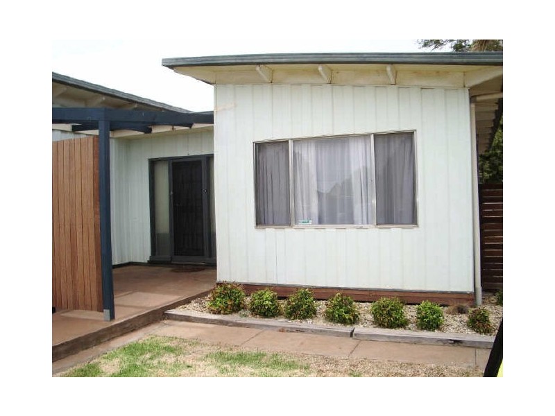 25 Palaroo Street, Swan Hill VIC 3585