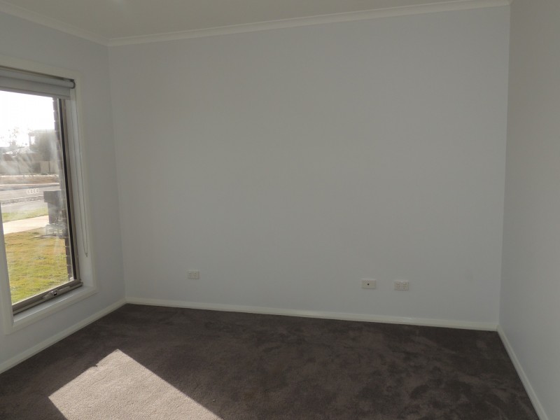 27 Tower Avenue, Swan Hill VIC 3585