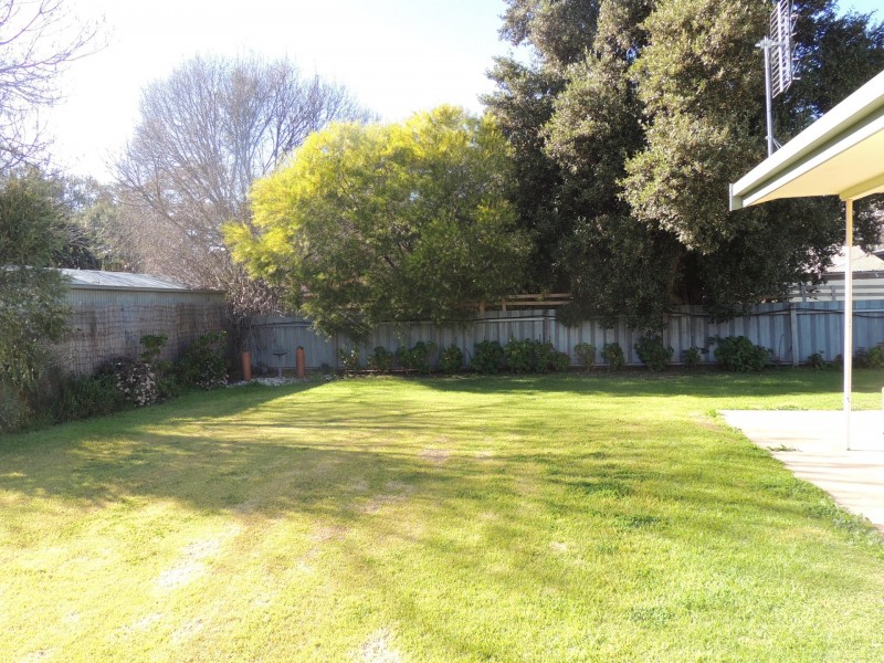 1/3 Naretha Street, Swan Hill VIC 3585