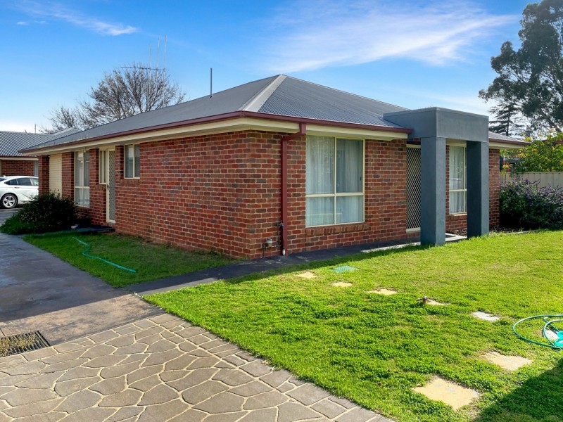 Unit 4/26 Dunstone Street, Swan Hill VIC 3585