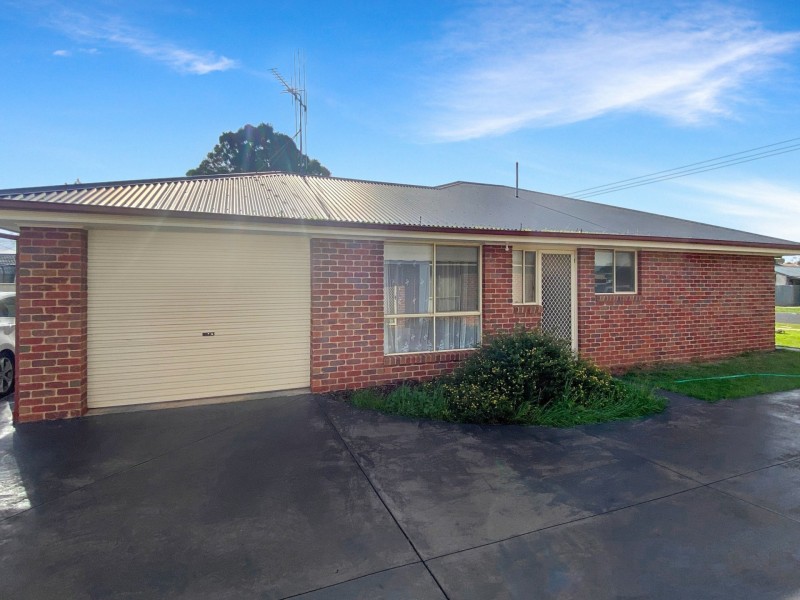 Unit 4/26 Dunstone Street, Swan Hill VIC 3585