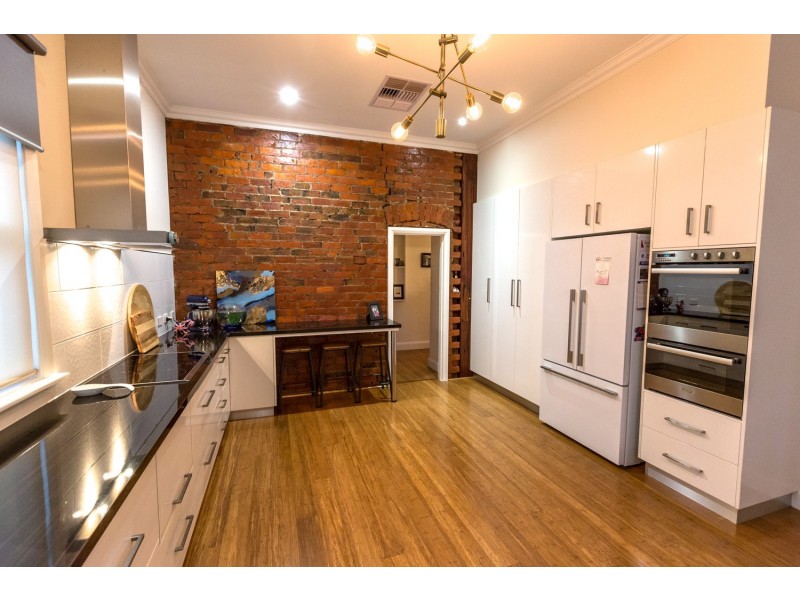 4 Splatt Street, Swan Hill VIC 3585