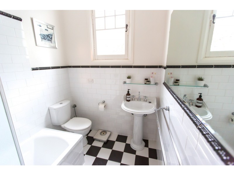 4 Splatt Street, Swan Hill VIC 3585