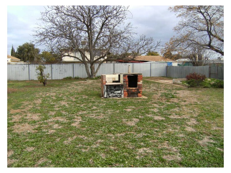 25 Boys Street, Swan Hill VIC 3585