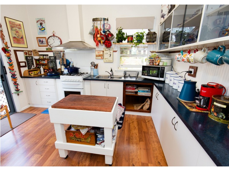 5 Old Street, Swan Hill VIC 3585