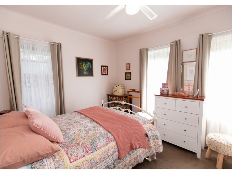 5 Old Street, Swan Hill VIC 3585