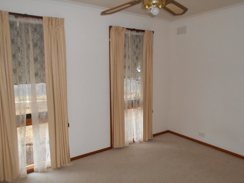 6 Livingston Court, Swan Hill VIC 3585