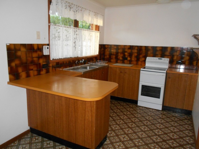 6 Livingston Court, Swan Hill VIC 3585