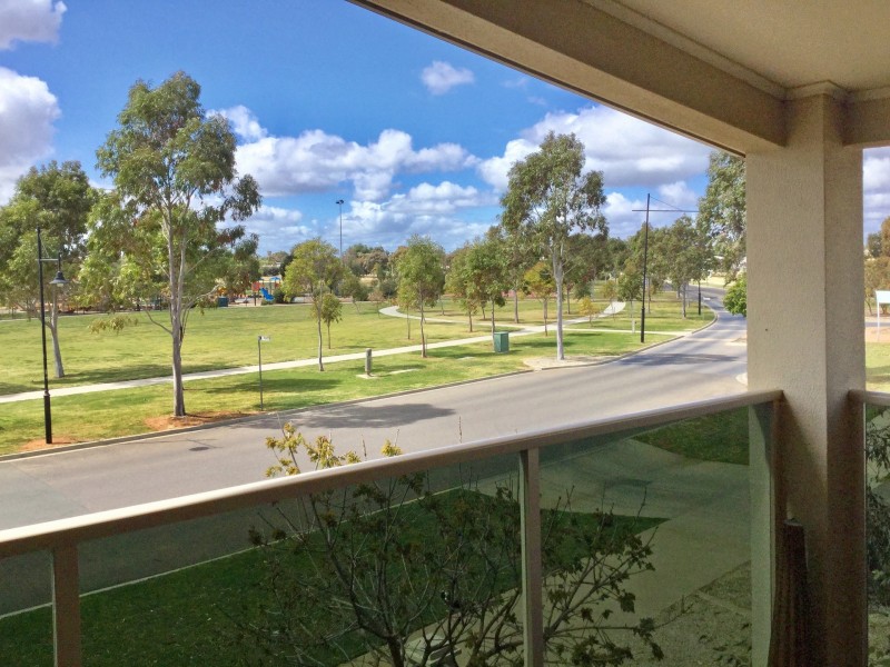 35 Parkside Avenue, Swan Hill VIC 3585