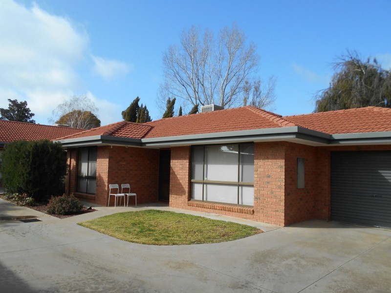 Unit 2/103 Splatt Street, Swan Hill VIC 3585
