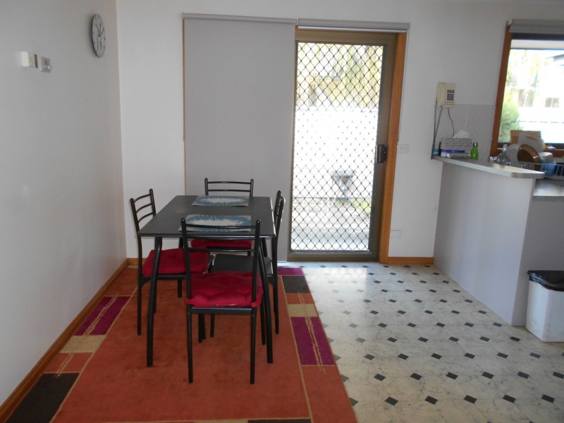Unit 2/103 Splatt Street, Swan Hill VIC 3585