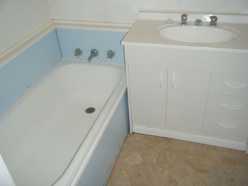 6 Eyre Court, Swan Hill VIC 3585