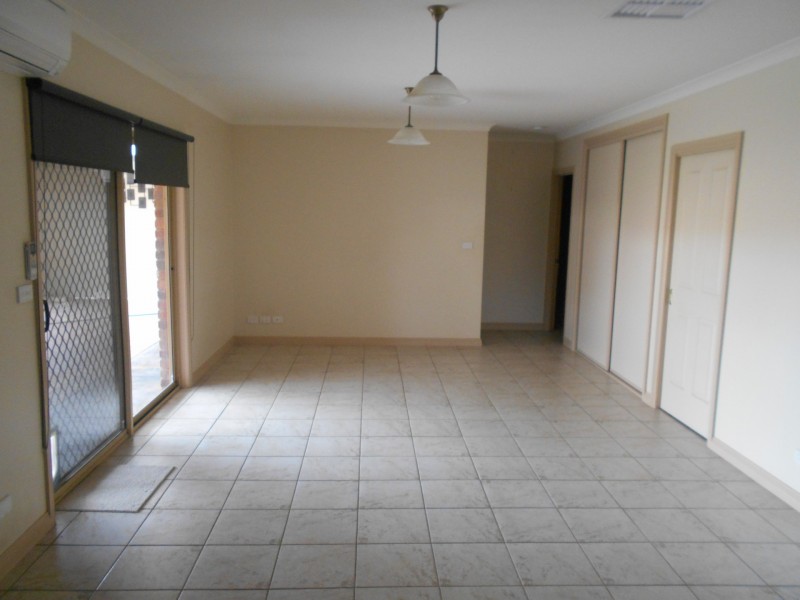 23 Adams Road, Swan Hill VIC 3585