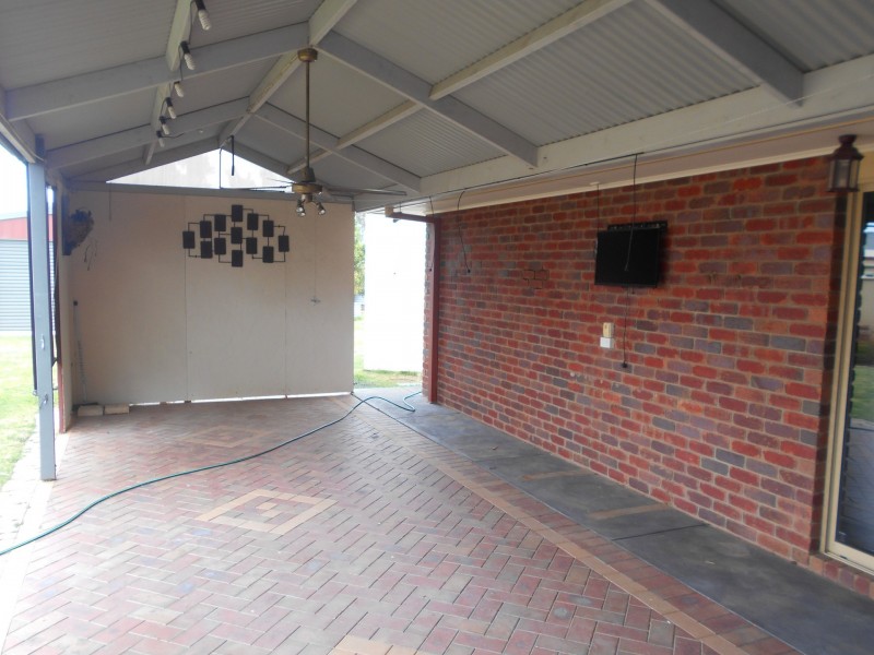 23 Adams Road, Swan Hill VIC 3585