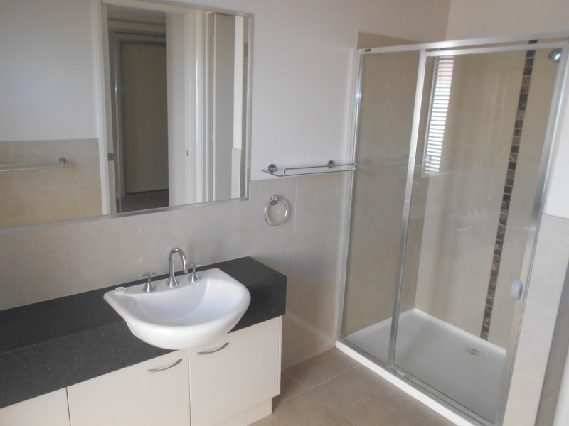 15 Melis Court, Swan Hill VIC 3585