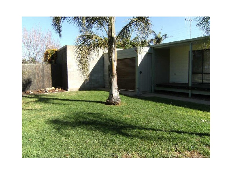 79 Murray Valley Highway, Lake Boga VIC 3584