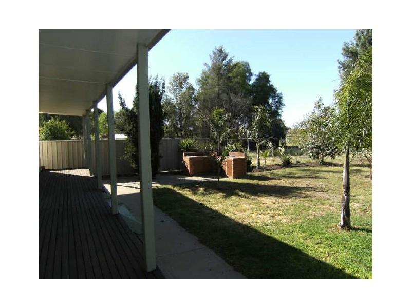 79 Murray Valley Highway, Lake Boga VIC 3584