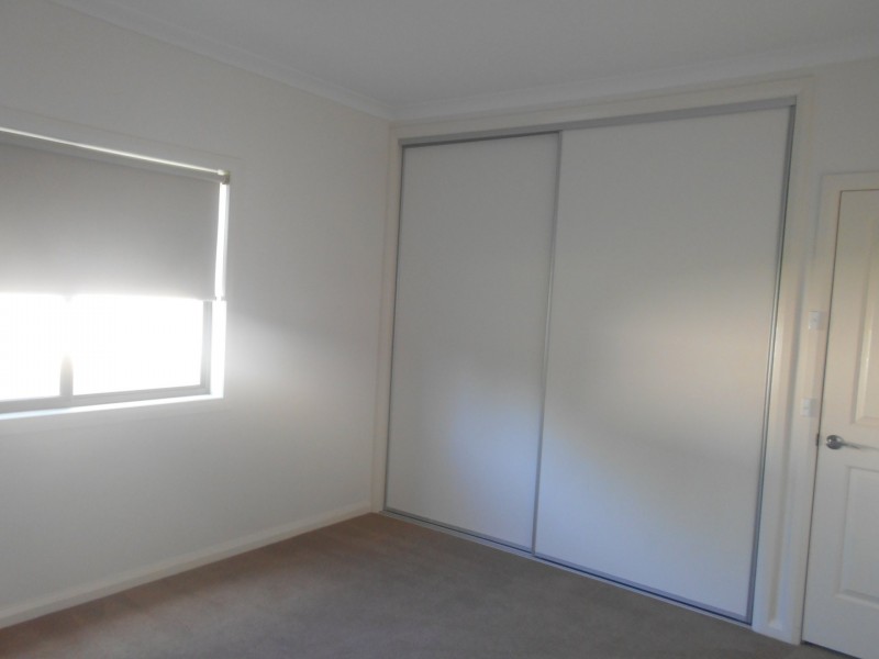 8 Saltbush Drive, Swan Hill VIC 3585