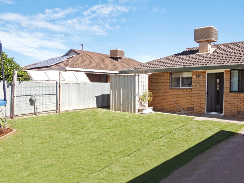 23 Mellor Grove, Swan Hill VIC 3585