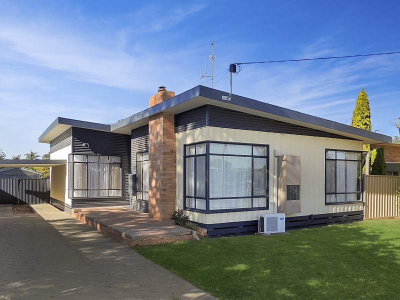 93 Chapman Street, Swan Hill VIC 3585