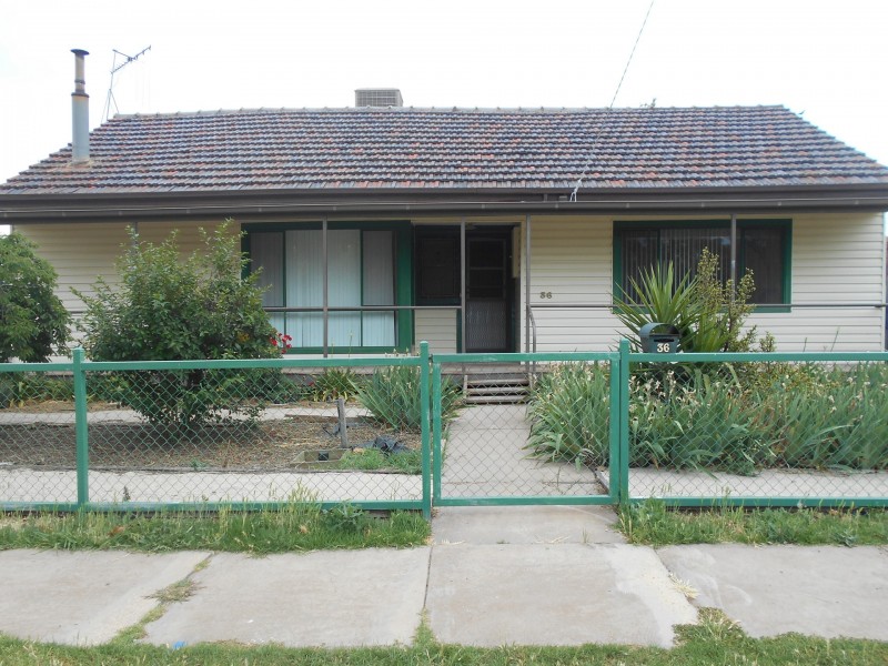 36 Naretha Street, Swan Hill VIC 3585
