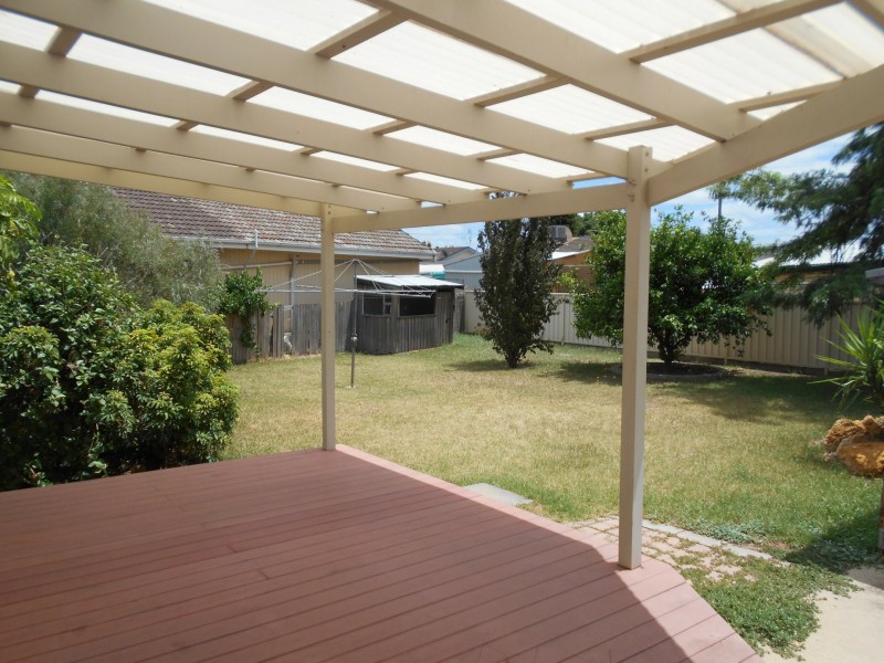 10 McAdam Court, Swan Hill VIC 3585