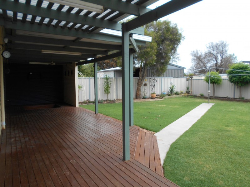 122 Chapman Street, Swan Hill VIC 3585