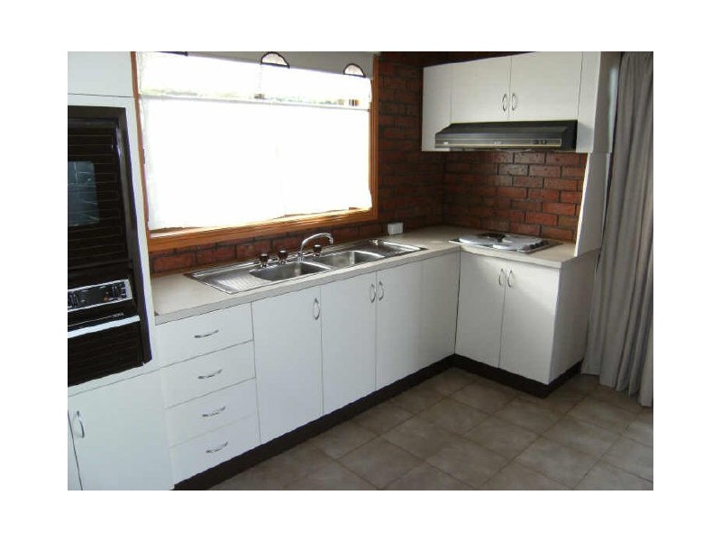 2/337 Lakeside Drive, Lake Boga VIC 3584