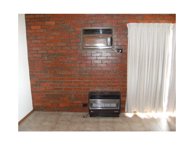 2/337 Lakeside Drive, Lake Boga VIC 3584