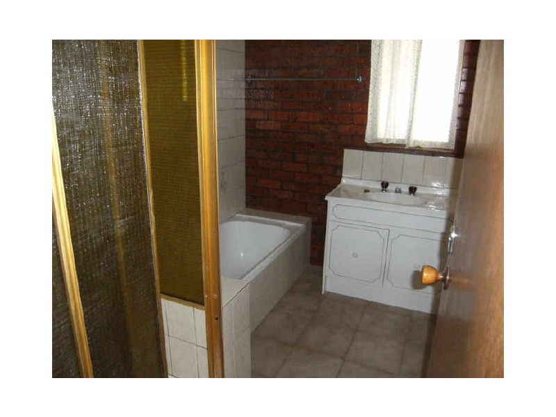 2/337 Lakeside Drive, Lake Boga VIC 3584