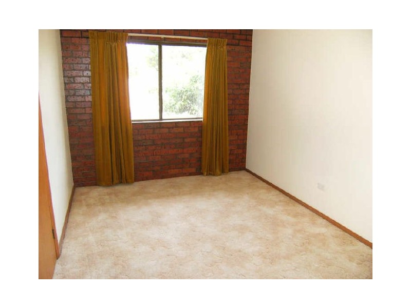 2/337 Lakeside Drive, Lake Boga VIC 3584