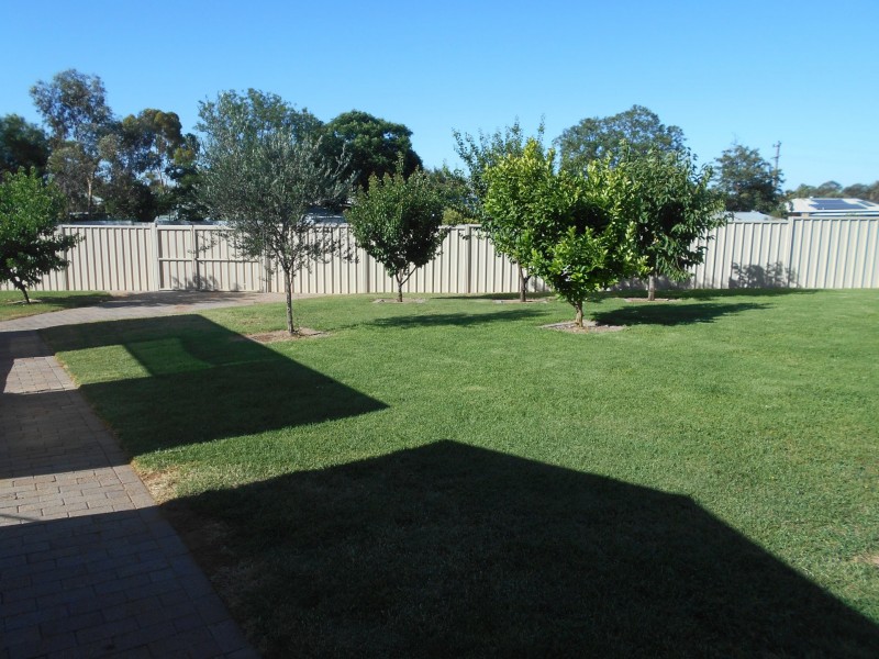 37 Monash Avenue, Nyah West VIC 3595