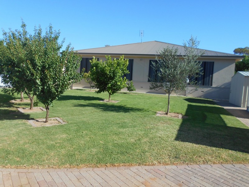 37 Monash Avenue, Nyah West VIC 3595