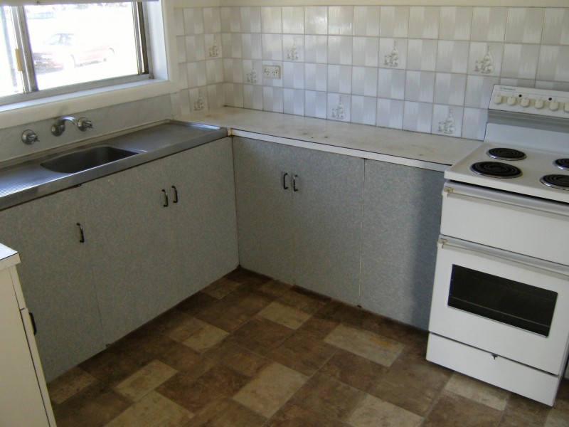 Unit 1/136 Stradbroke Avenue, Swan Hill VIC 3585