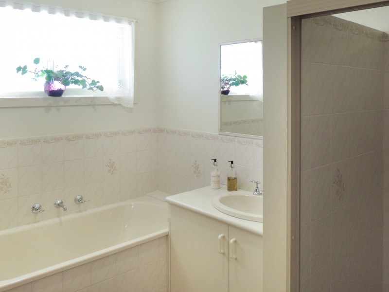 Unit 3/34 Murray Street, Tooleybuc NSW 2736