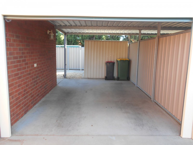 Unit 2/6 Cedar Court, Swan Hill VIC 3585