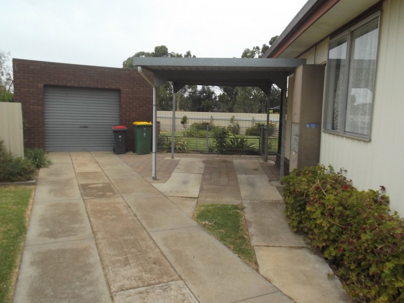 7 Freeman Court, Swan Hill VIC 3585