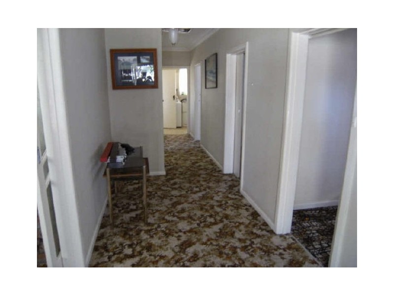 176 Stradbroke Avenue, Swan Hill VIC 3585