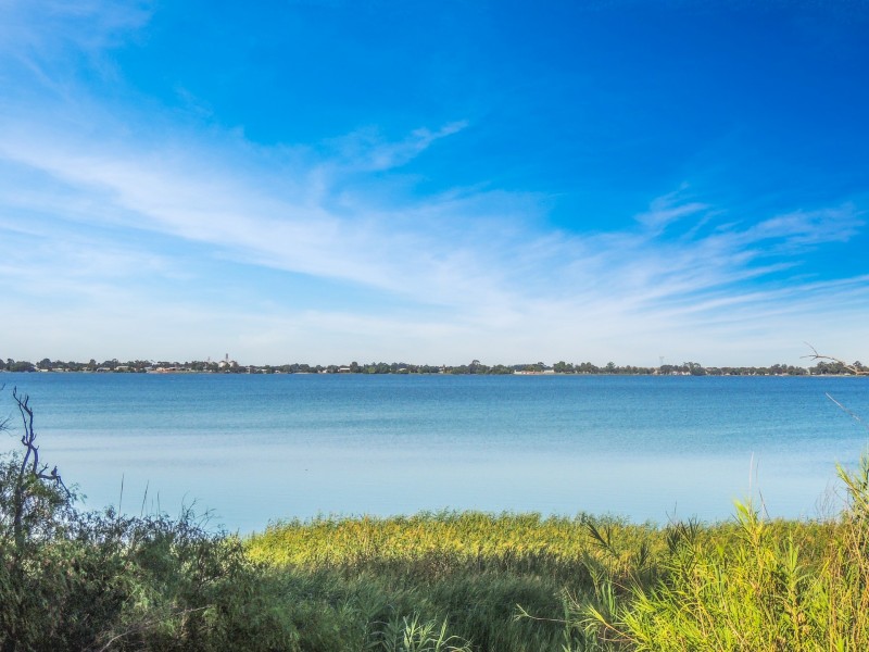 571 Lakeside Drive, Lake Boga VIC 3584