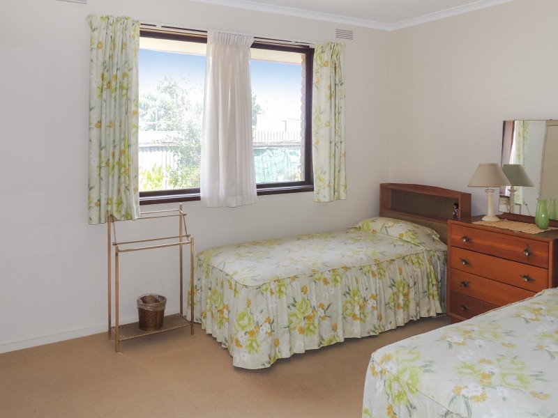 22 Mellor Grove, Swan Hill VIC 3585