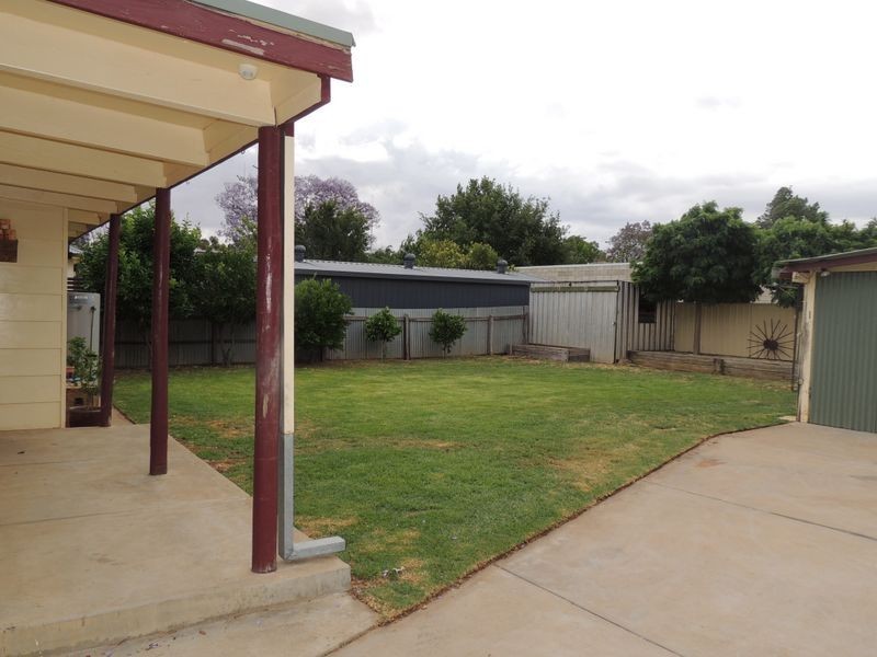 10 Kimberley Avenue, Swan Hill VIC 3585