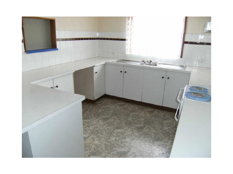 1 Harrison Crescent, Swan Hill VIC 3585