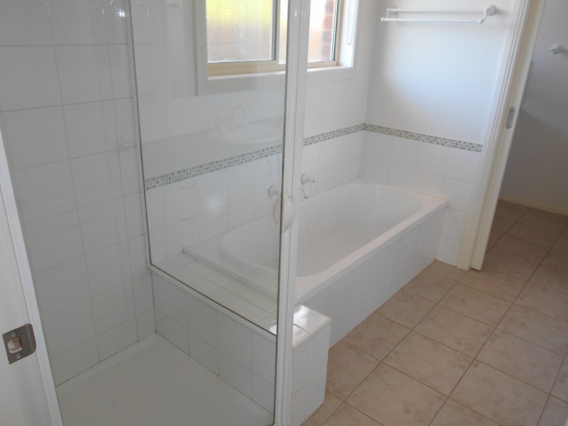 Unit 2/26 Dunstone Street, Swan Hill VIC 3585