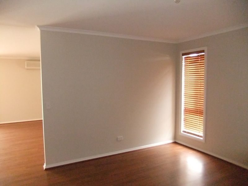 14 Boobialla Drive, Swan Hill VIC 3585