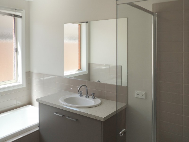 28 Boree Drive, Swan Hill VIC 3585