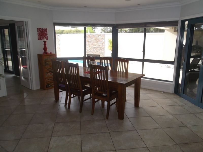 12 Nalder Drive, Swan Hill VIC 3585