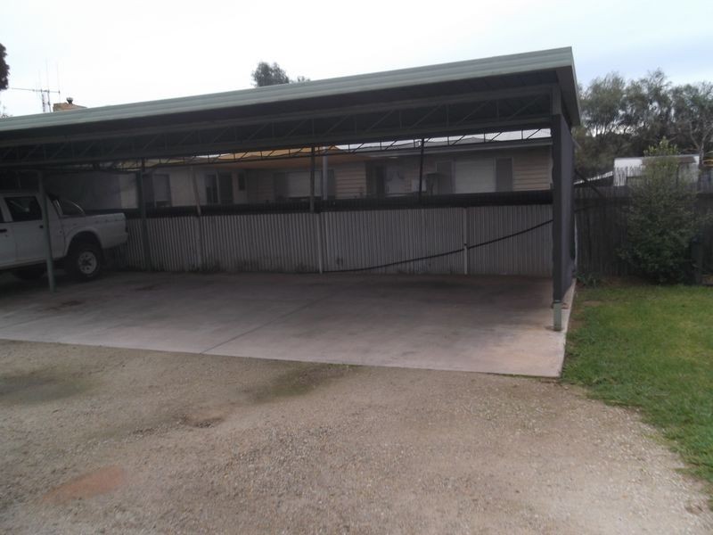 4/3 Naretha Street, Swan Hill VIC 3585