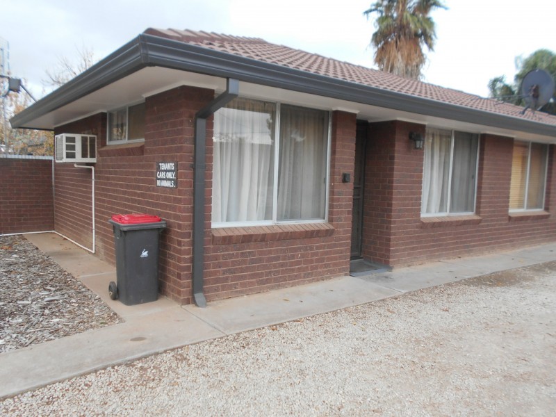 Unit 1/22 Gray Street, Swan Hill VIC 3585