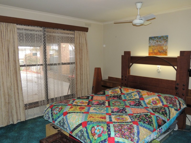 6 Standen Street, Swan Hill VIC 3585